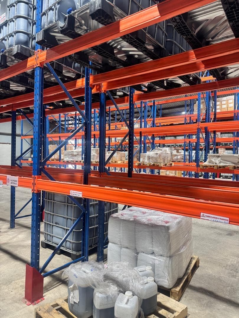 Mixed-Load Storage Bay